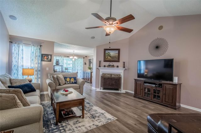 1631 Ridgebriar Drive, Houston, TX 77014
