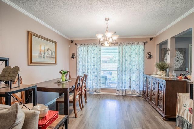 1631 Ridgebriar Drive, Houston, TX 77014