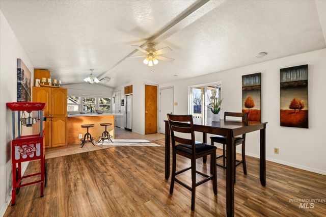 9820 Highway 44, Middleton, ID 83644