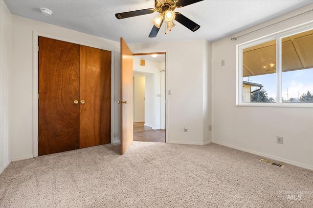 9820 Highway 44, Middleton, ID 83644