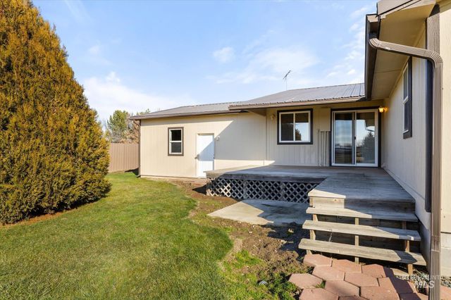 9820 Highway 44, Middleton, ID 83644