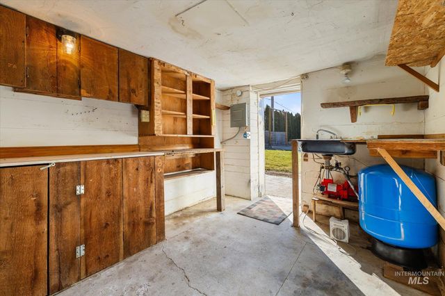 9820 Highway 44, Middleton, ID 83644