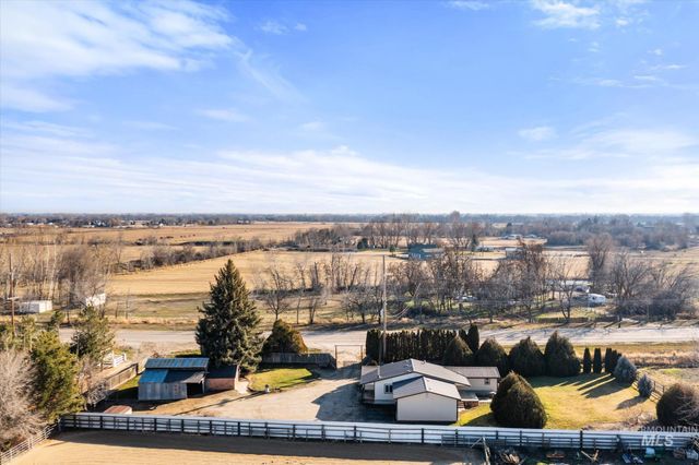 9820 Highway 44, Middleton, ID 83644