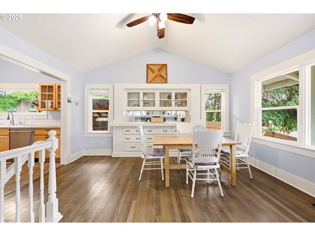 1107 W POWELL Blvd, Gresham, OR 97030