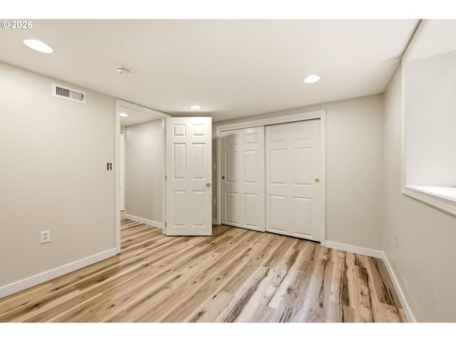 1107 W POWELL Blvd, Gresham, OR 97030