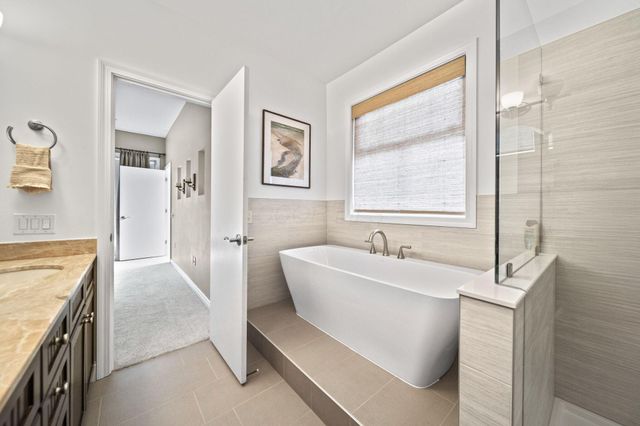 251 Daniel Burnham Square, 701, Columbus, OH 43215