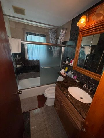 11 Othello St, Brockton, MA 02301