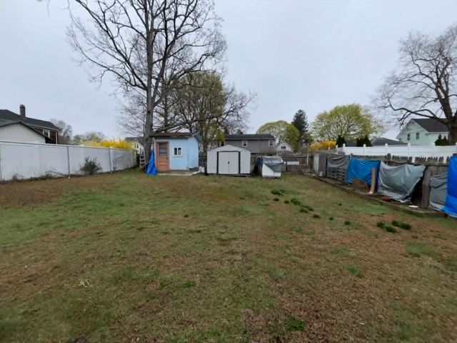 11 Othello St, Brockton, MA 02301