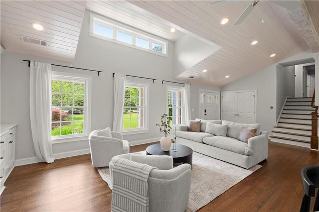 5177 Mount Vernon Way, Atlanta, GA 30338
