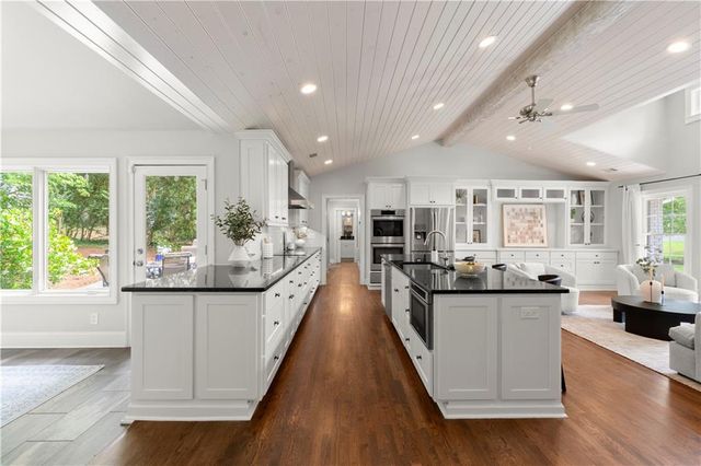 5177 Mount Vernon Way, Atlanta, GA 30338