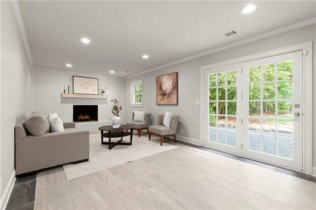 5177 Mount Vernon Way, Atlanta, GA 30338