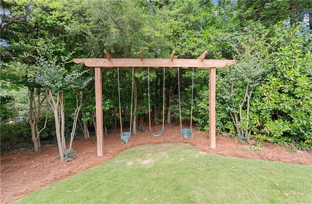 5177 Mount Vernon Way, Atlanta, GA 30338