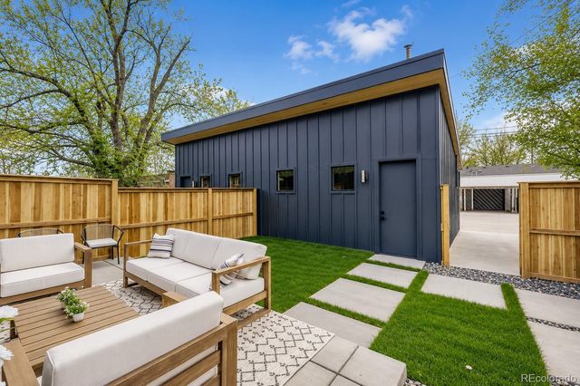 243 S emerson Street, Denver, CO 80209