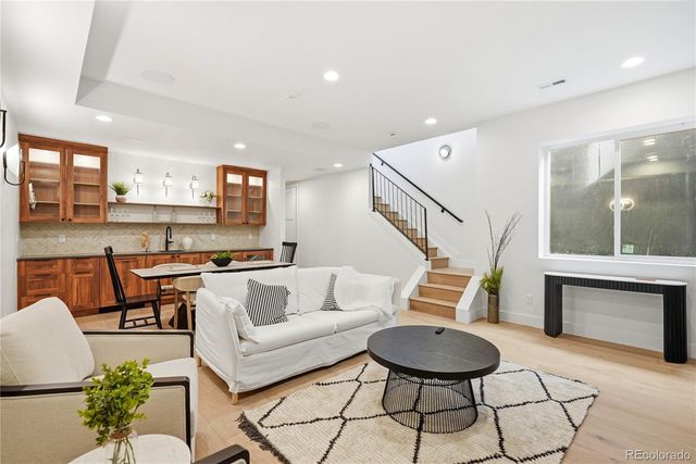 243 S emerson Street, Denver, CO 80209
