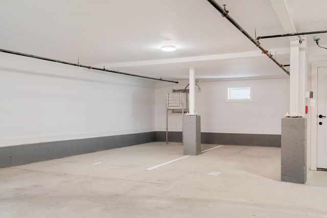 30-32 Condor St 1, Boston, MA 02128