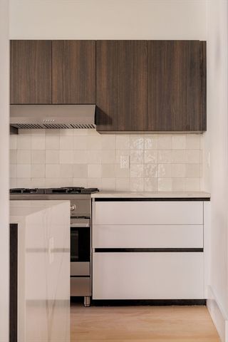 30-32 Condor St 1, Boston, MA 02128