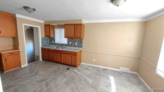 15411 E State Fair Street, Detroit, MI 48205