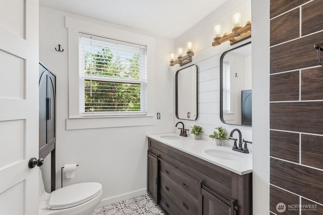 2249 Griffin Avenue, Enumclaw, WA 98022