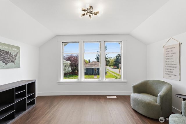2249 Griffin Avenue, Enumclaw, WA 98022