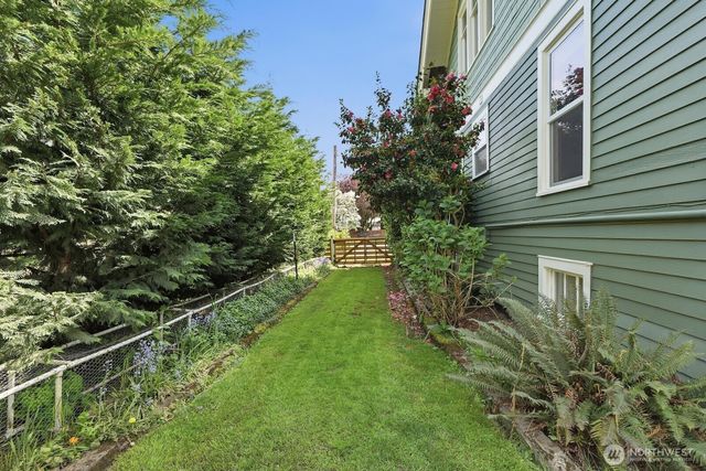 2249 Griffin Avenue, Enumclaw, WA 98022