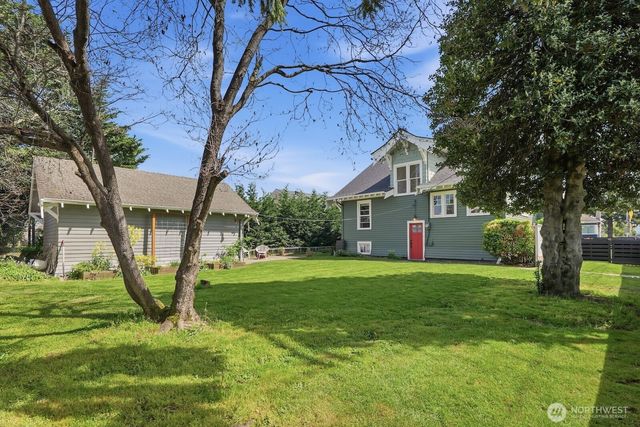 2249 Griffin Avenue, Enumclaw, WA 98022