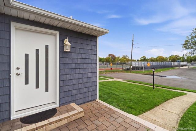 1871 Relyea Drive, Merrick, NY 11566