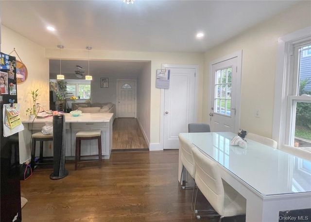 313 Stanley Avenue 1st fl, Mamaroneck, NY 10543