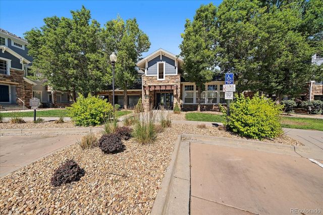 5255 Memphis Street 202, Denver, CO 80239