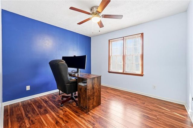 3755 Creekwood Drive, Loganville, GA 30052