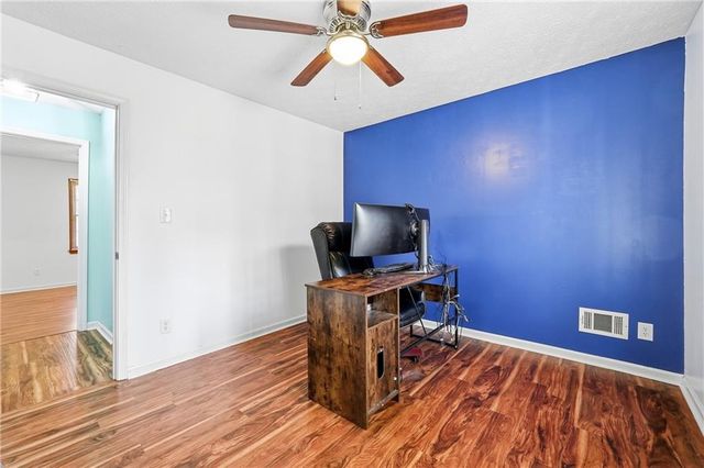 3755 Creekwood Drive, Loganville, GA 30052