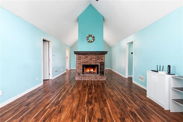 3755 Creekwood Drive, Loganville, GA 30052