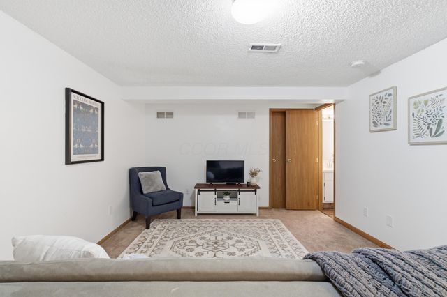 5082 Singleton Drive, 29C, Hilliard, OH 43026