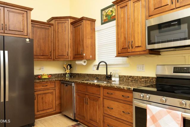 500 Dogwood Creek Place, Fuquay Varina, NC 27526