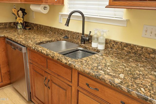 500 Dogwood Creek Place, Fuquay Varina, NC 27526