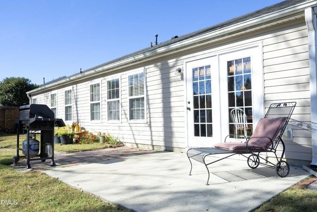 500 Dogwood Creek Place, Fuquay Varina, NC 27526