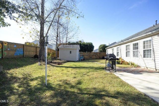 500 Dogwood Creek Place, Fuquay Varina, NC 27526