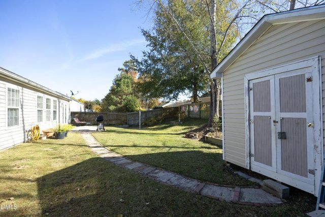 500 Dogwood Creek Place, Fuquay Varina, NC 27526