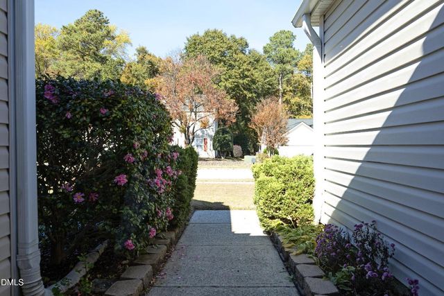 500 Dogwood Creek Place, Fuquay Varina, NC 27526