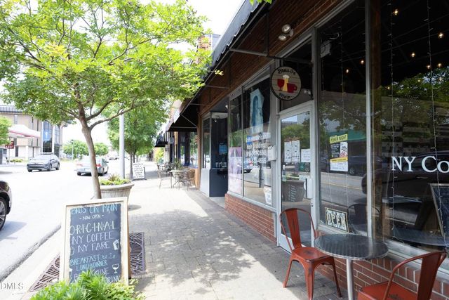 500 Dogwood Creek Place, Fuquay Varina, NC 27526