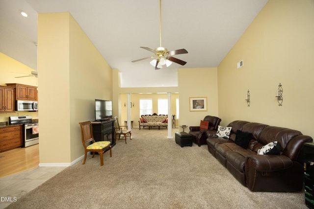 500 Dogwood Creek Place, Fuquay Varina, NC 27526