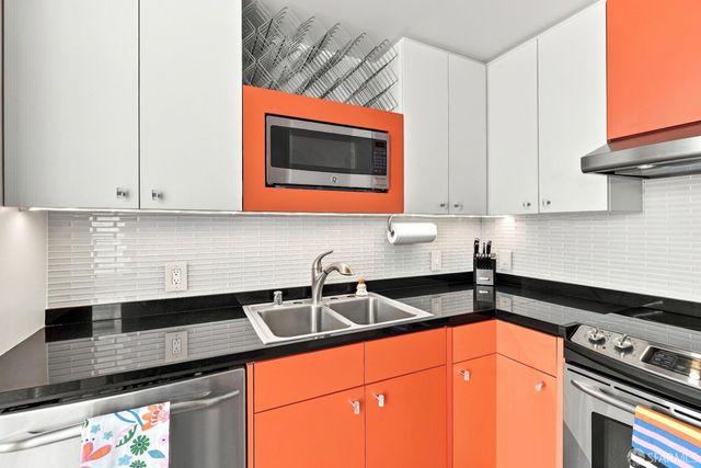 1388 Gough Street 1201, San Francisco, CA 94109