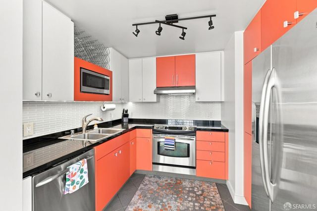 1388 Gough Street 1201, San Francisco, CA 94109