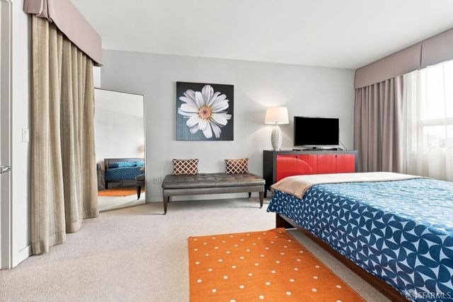 1388 Gough Street 1201, San Francisco, CA 94109