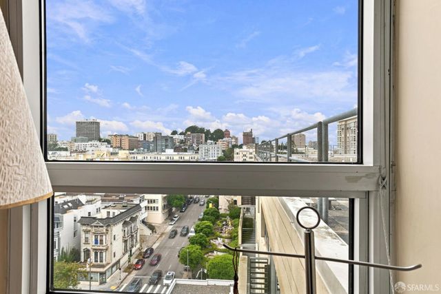 1388 Gough Street 1201, San Francisco, CA 94109