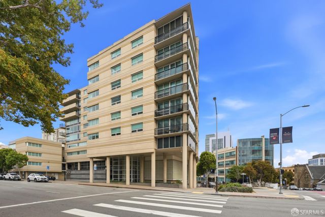 1388 Gough Street 1201, San Francisco, CA 94109