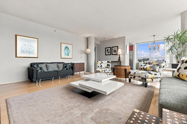 1388 Gough Street 1201, San Francisco, CA 94109