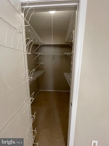 5207-A ADELAIDE DR, Mount Laurel, NJ 08054