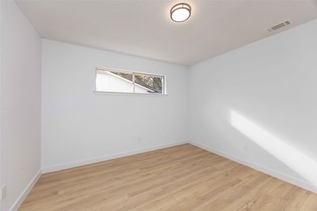 2600 Taylor Street, Commerce, TX 75428