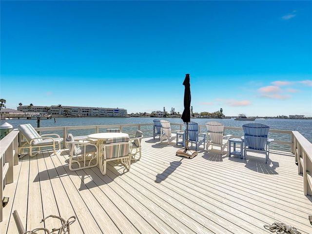 1840 SHORE DRIVE S 5, South Pasadena, FL 33707