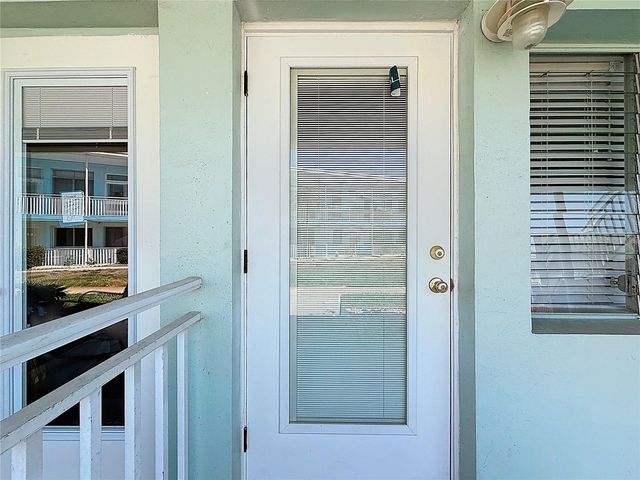 1840 SHORE DRIVE S 5, South Pasadena, FL 33707